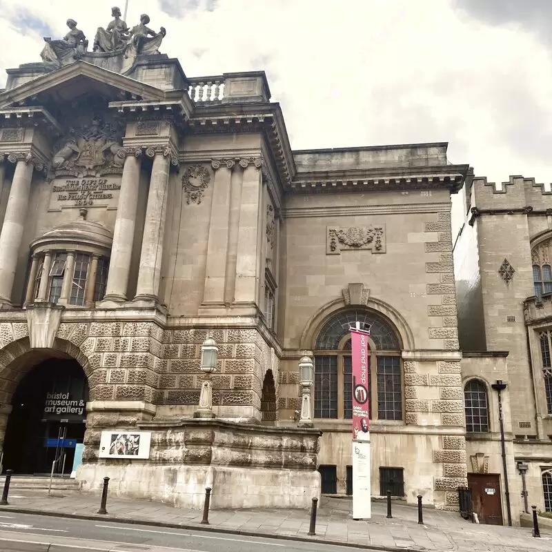 Bristol Museum & Art Gallery