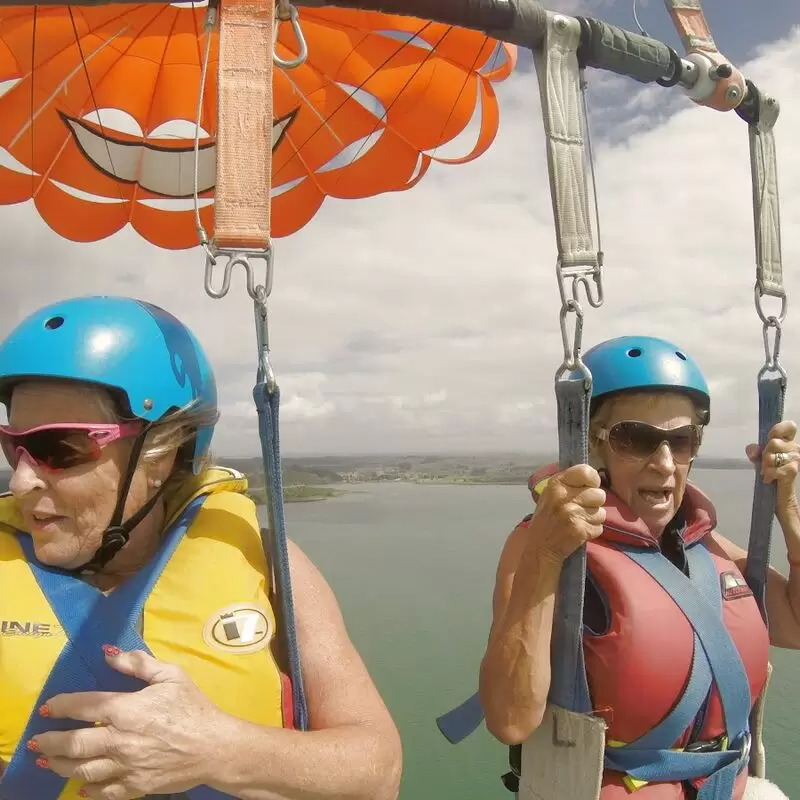 Bay of Islands Parasail