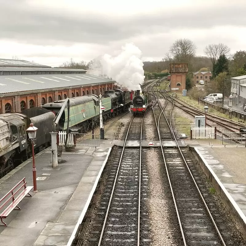 Bluebell Railway Sheffield Park Station)