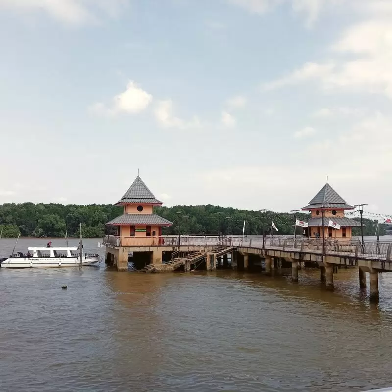 Kuantan River Cruise