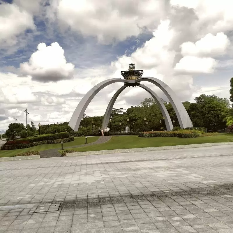 Istana Bukit Serene