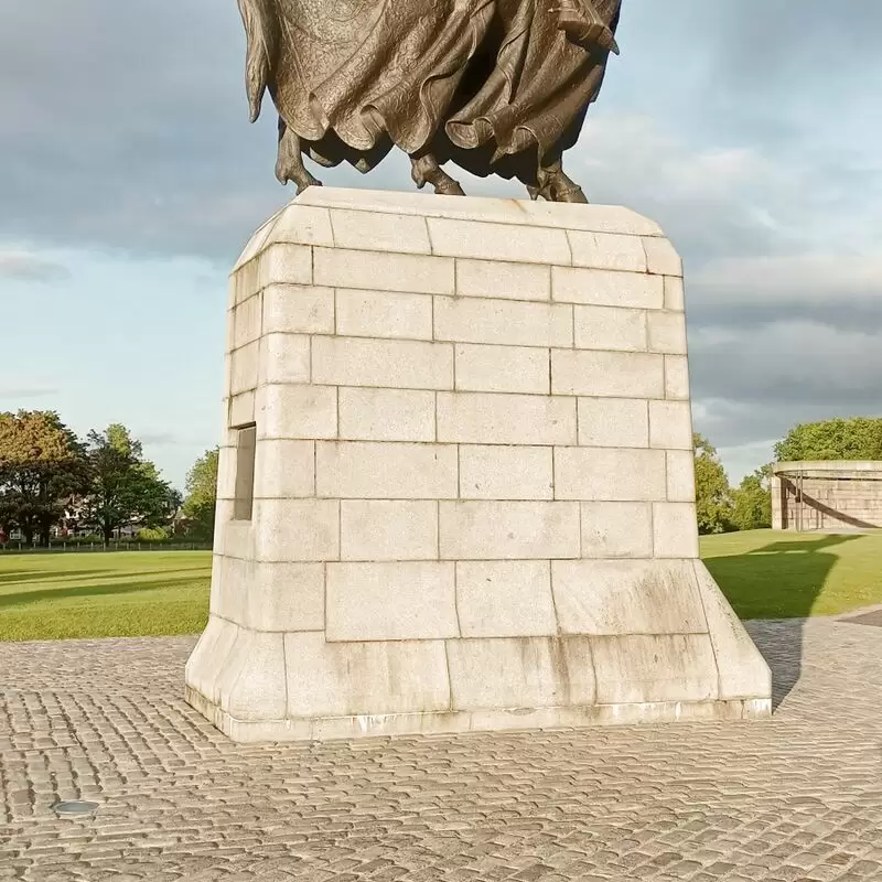 Robert the Bruce Statue