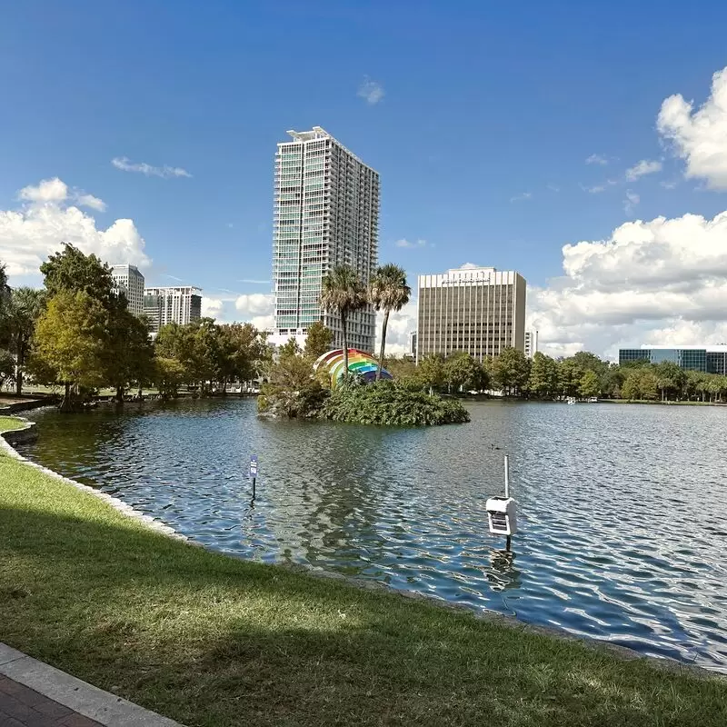 Lake Eola Park