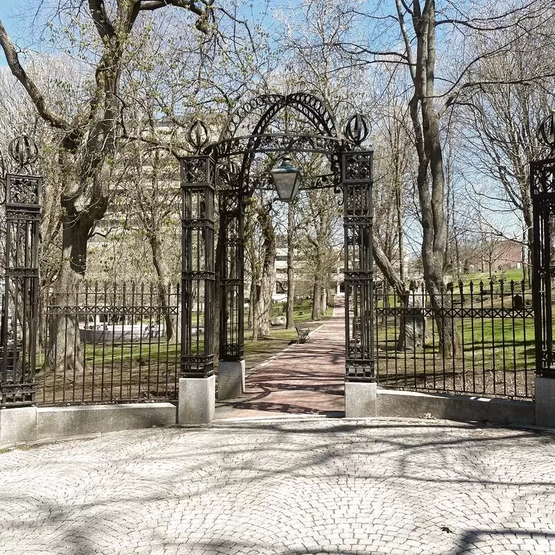 Loyalist Burial Ground