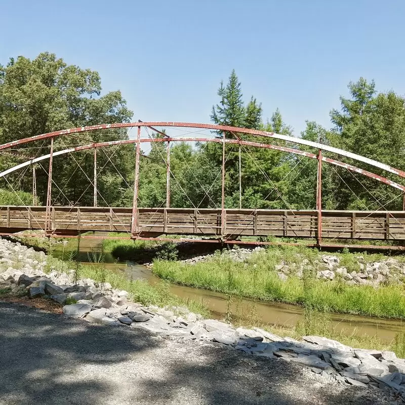 Van De Graaff Park and Arboretum