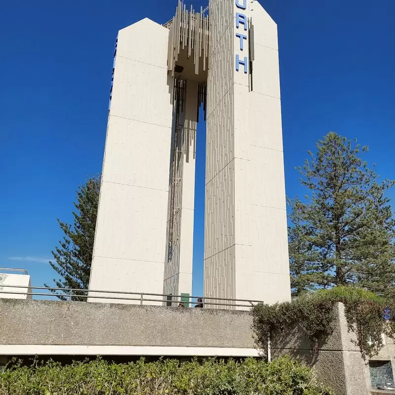 Captain Cook Memorial and Lighthouse