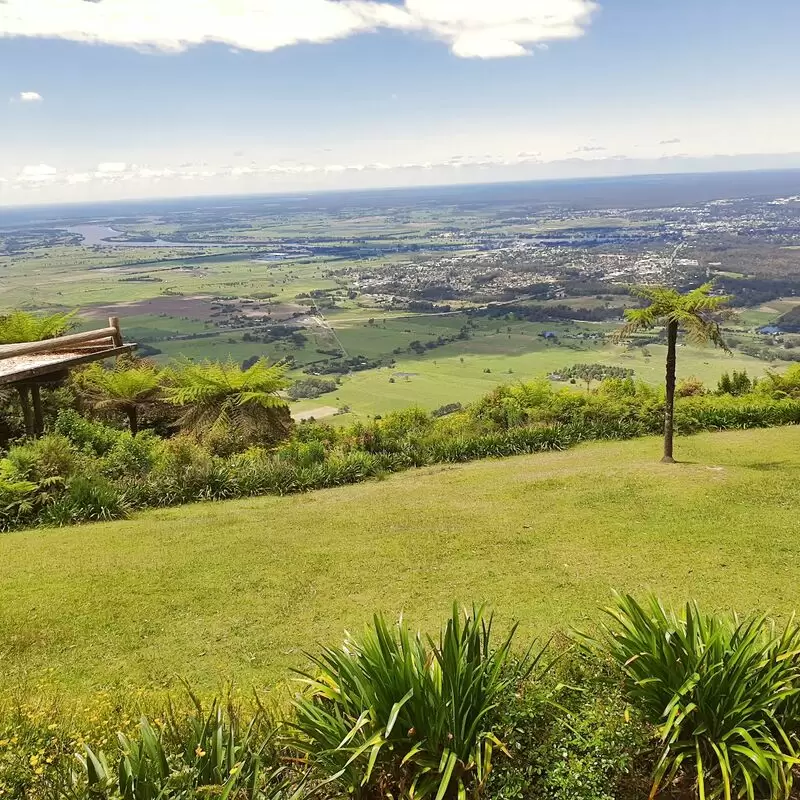 Cambewarra Mountain Lookout