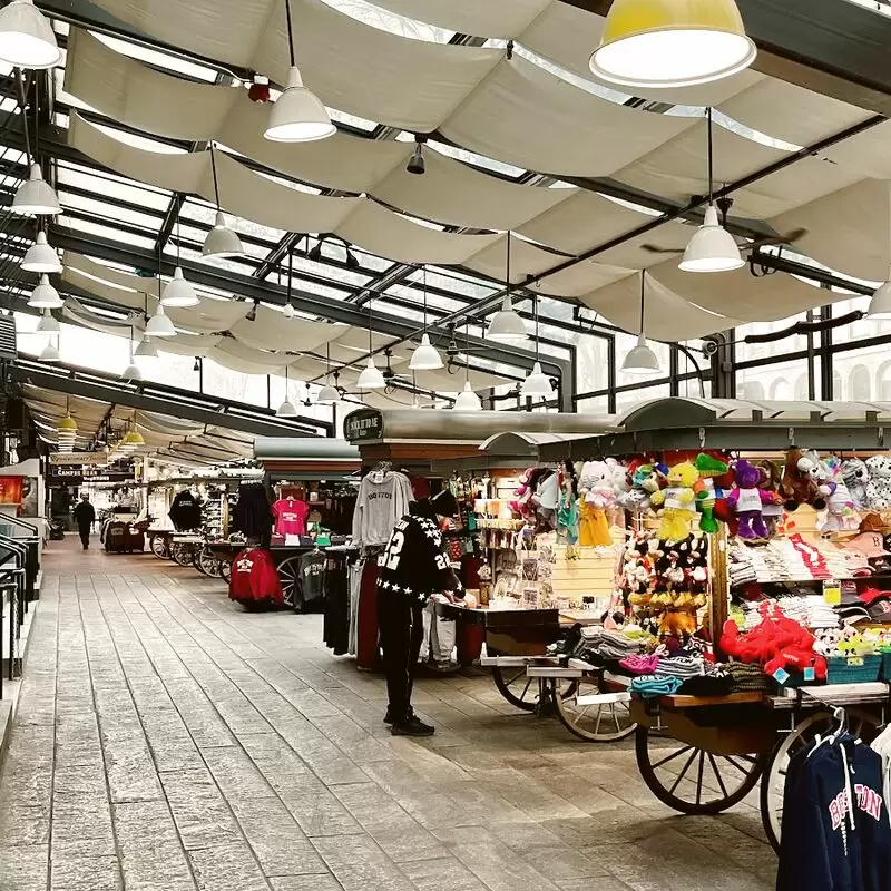 Faneuil Hall Marketplace