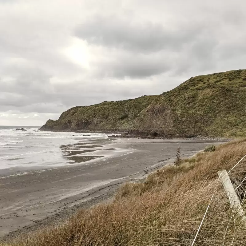 Ruapuke Beach Parking Lot