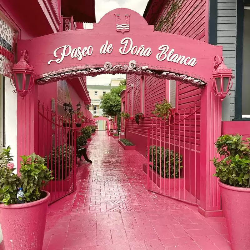 Paseo de Doña Blanca