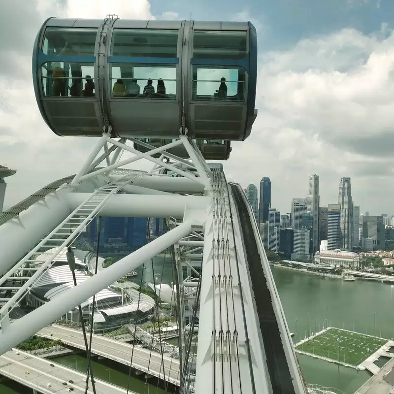 Singapore Flyer