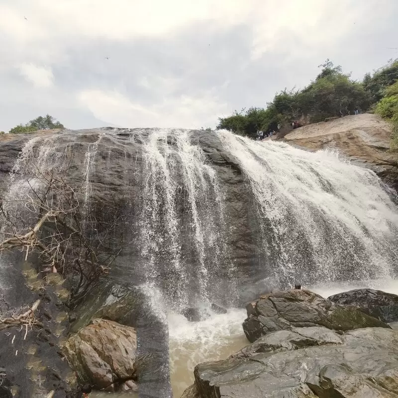 Thottikallu Falls