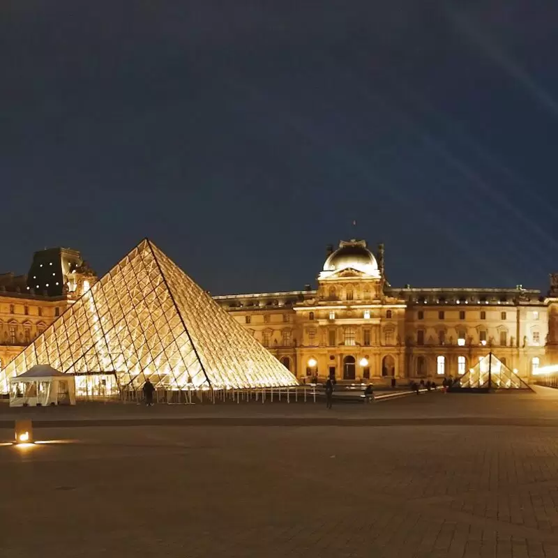 Louvre Museum