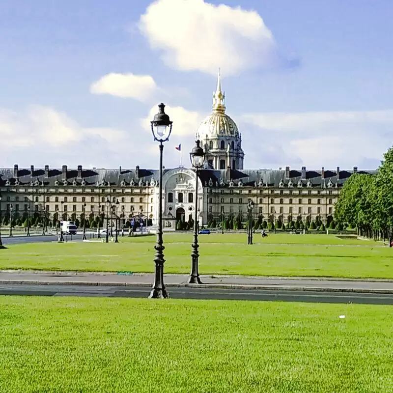 Esplanade des Invalides