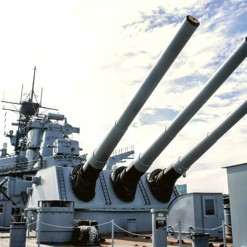 Battleship USS Iowa Museum