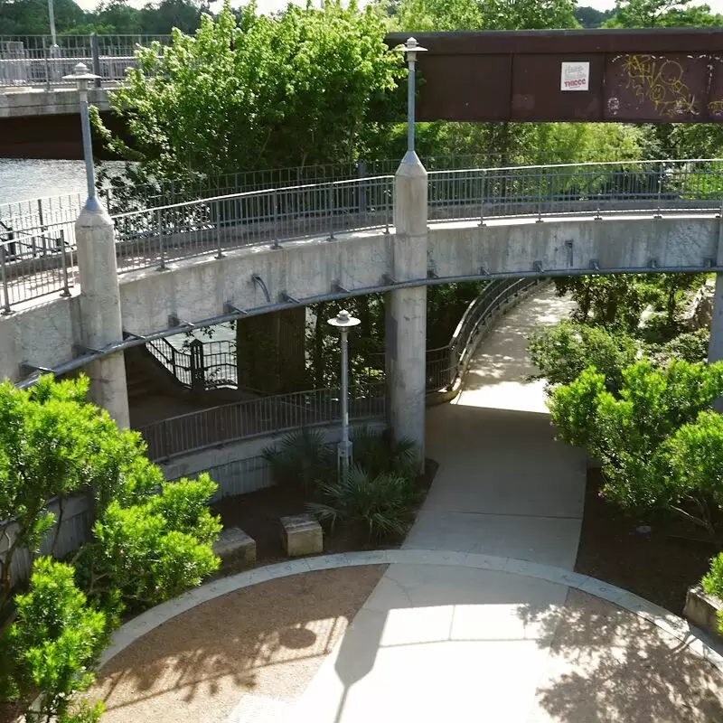 Pfluger Pedestrian Bridge