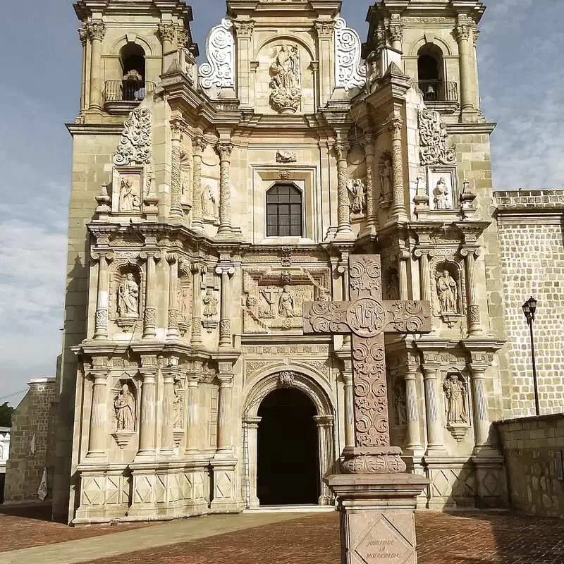 Basílica de Nuestra Señora de la Soledad