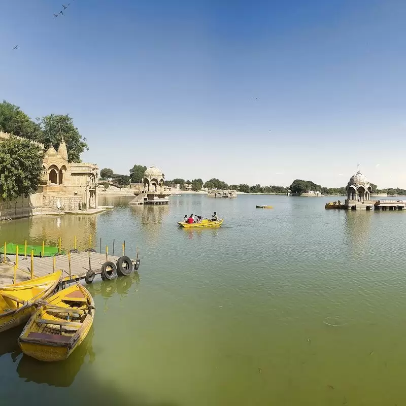 Gadisar Lake