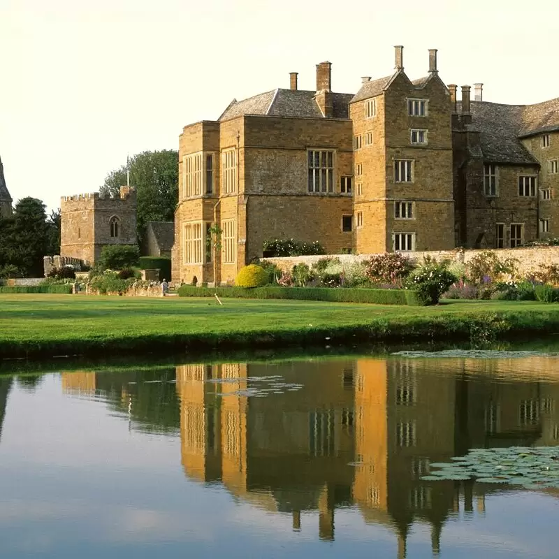 Broughton Castle