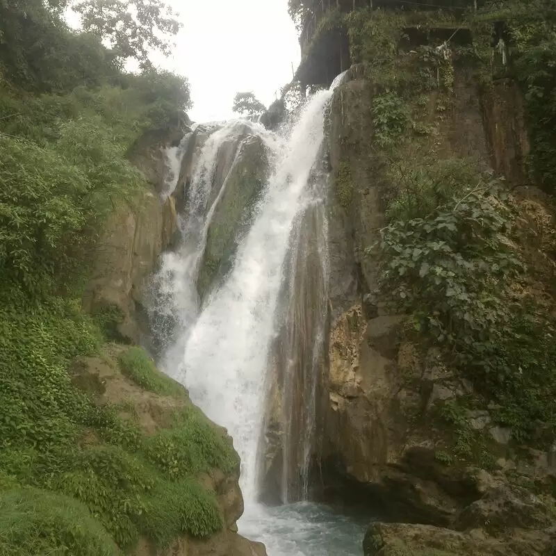 Bhatta falls Mussoorie Uttrakhand