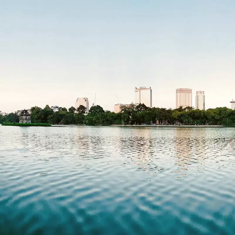 Hoan Kiem Lake