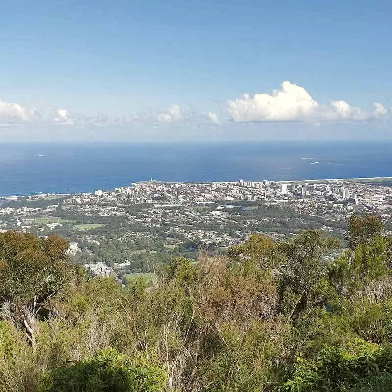 Mount Keira Lookout