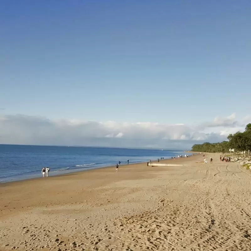 Torquay Beach