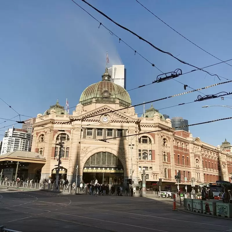 Flinders Street Railway Station