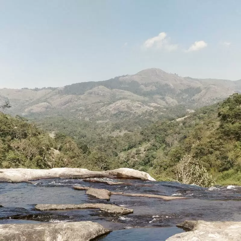 Anju Veedu water Falls