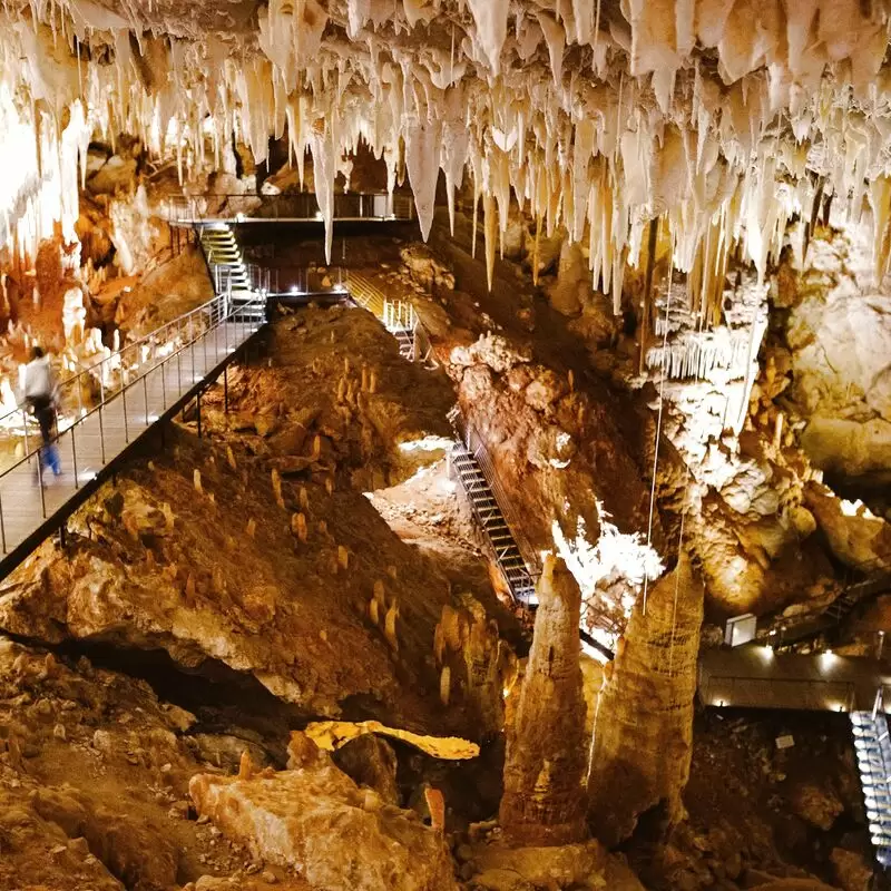 Jewel Cave