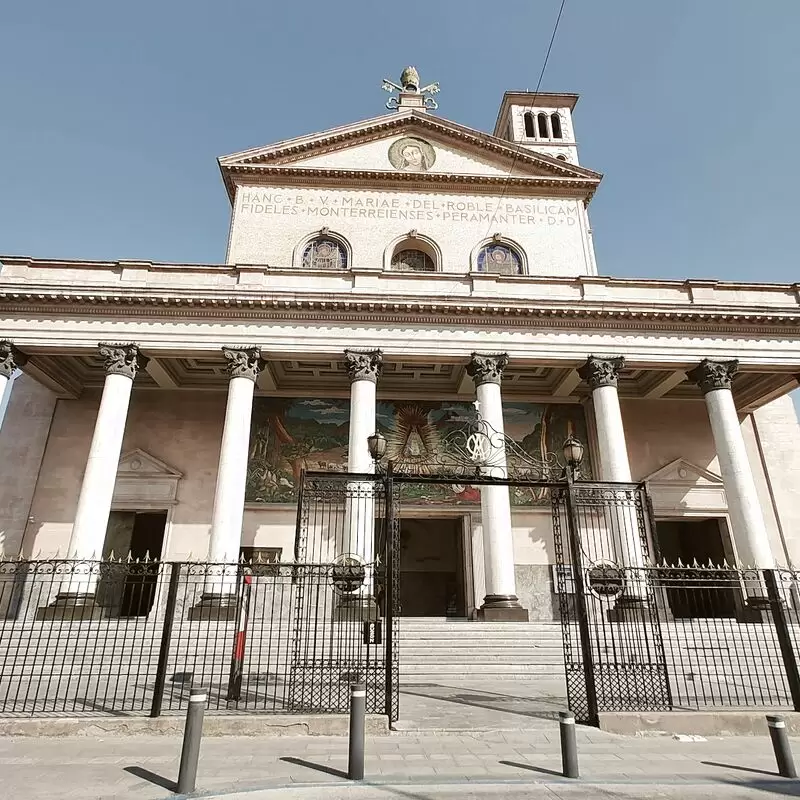 Basílica de Nuestra Señora del Roble