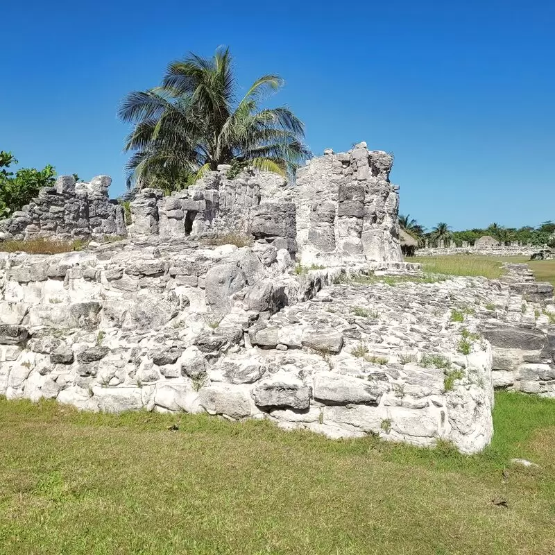 El Rey Archaeological Zone