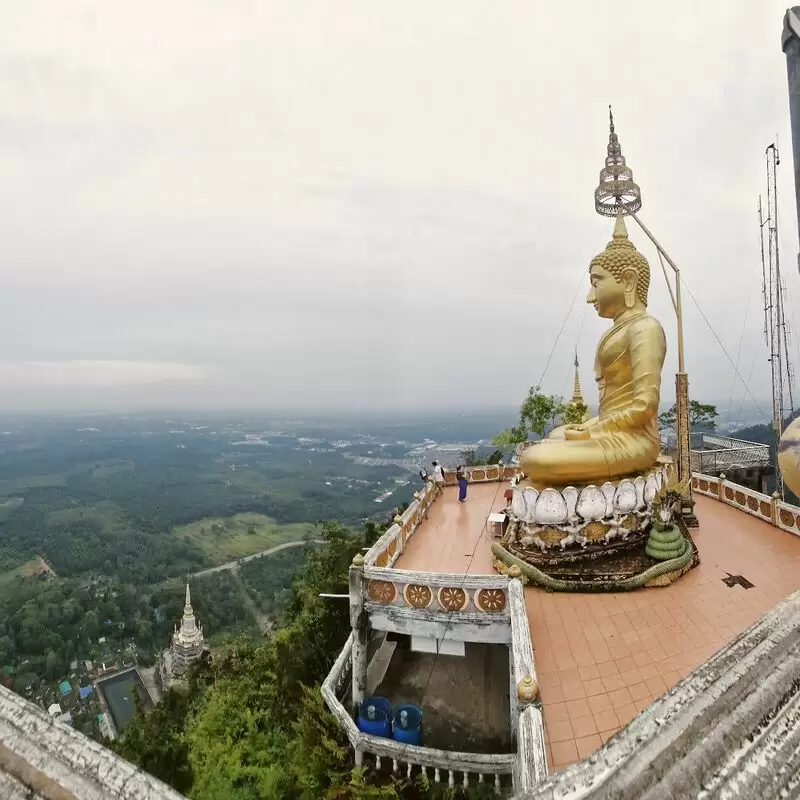 Wat Tham Seua Krabi