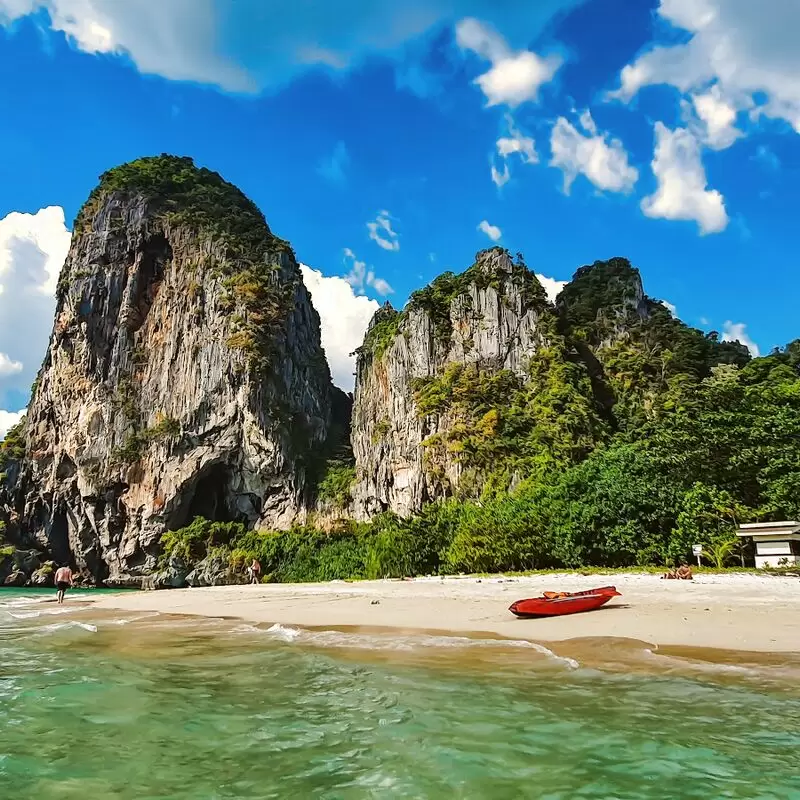 Phra nang Cave Beach