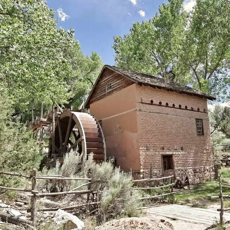 El Rancho de las Golondrinas