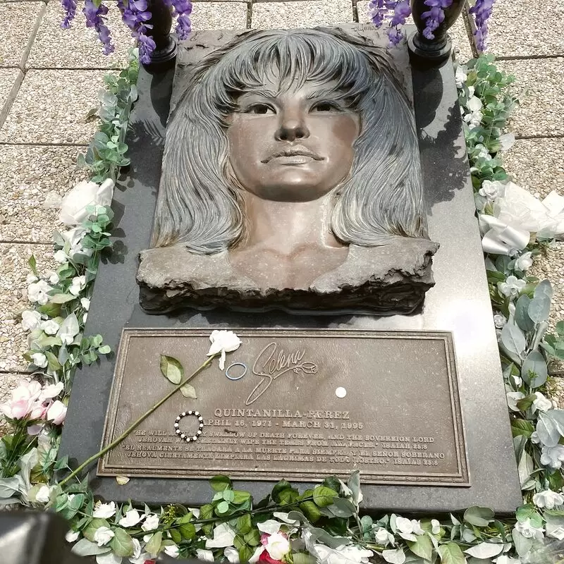 Selena's Final Resting Place