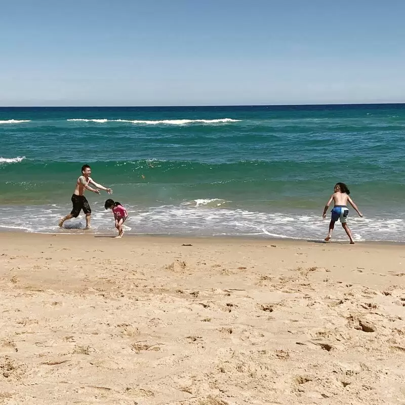 Lakes Entrance Beach