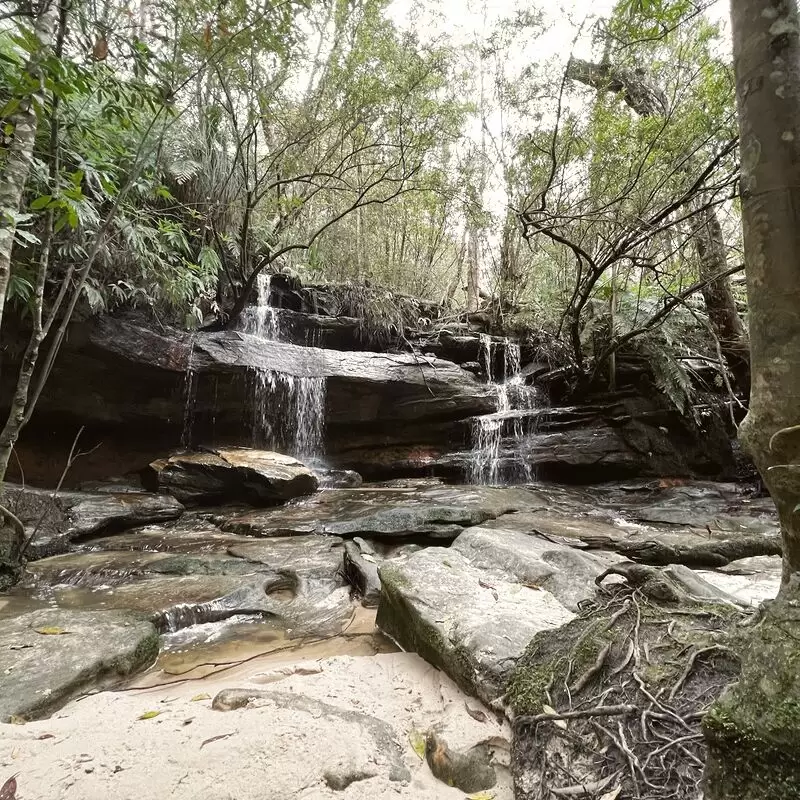 Somersby Falls