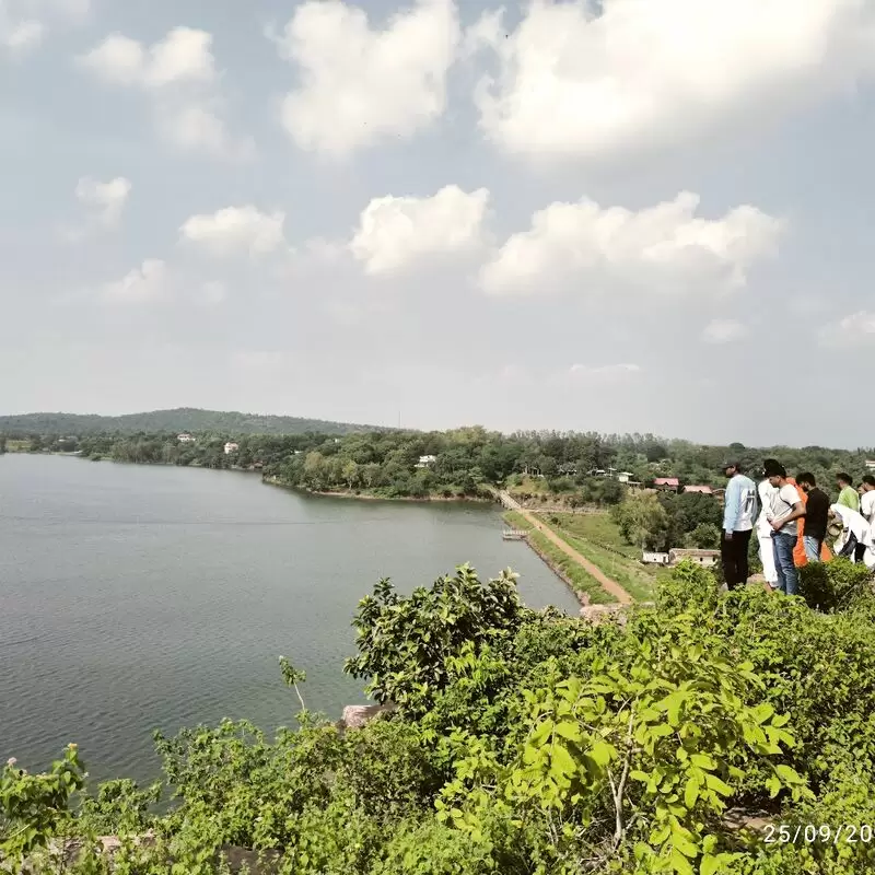 Kerwa Dam Lake