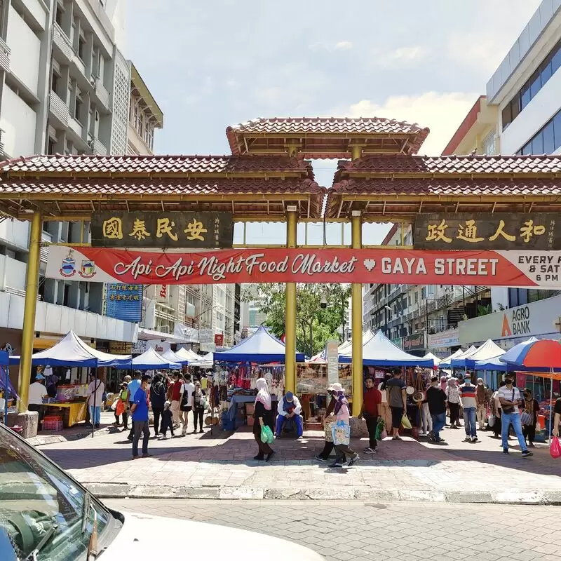 Gaya Street Sunday Market