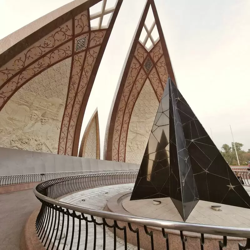 Pakistan Monument