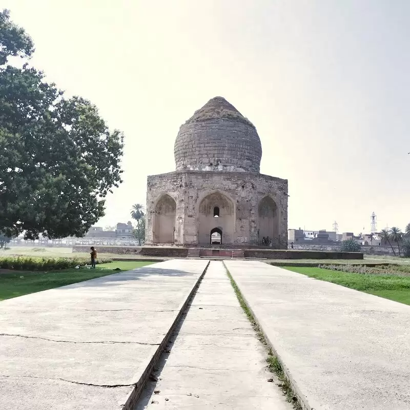 Tomb of Asif Khan