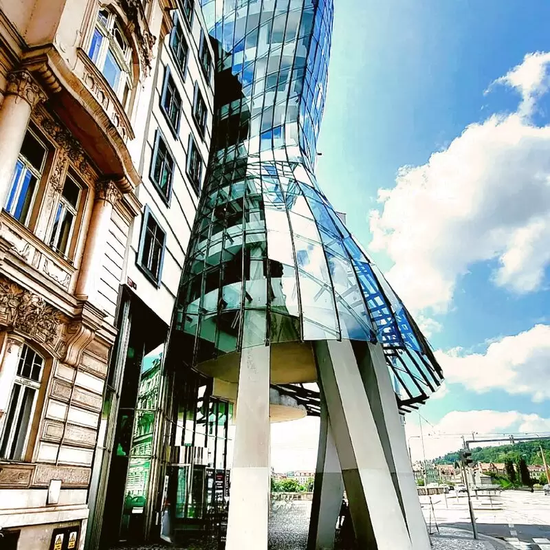 Dancing House