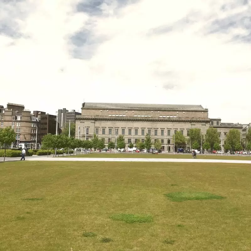 Slessor Gardens