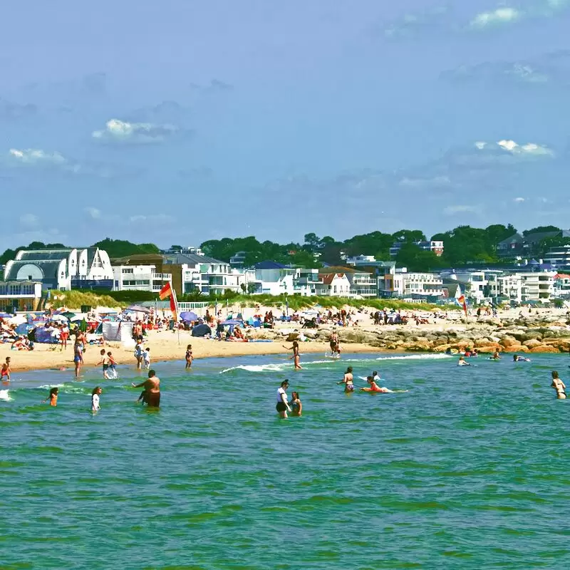 Sandbanks Beach