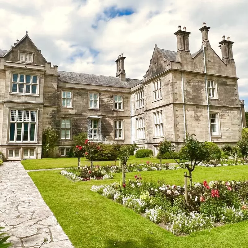 Muckross House