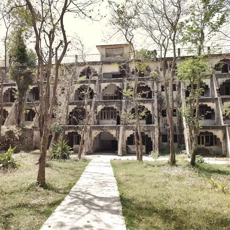 Maharishi Mahesh Yogi's Ashram Shankaracharya Nagar Rishikesh)