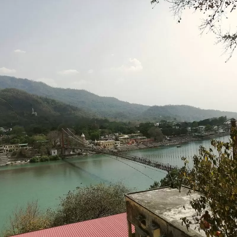 Ram Jhoola Ganga Ghat