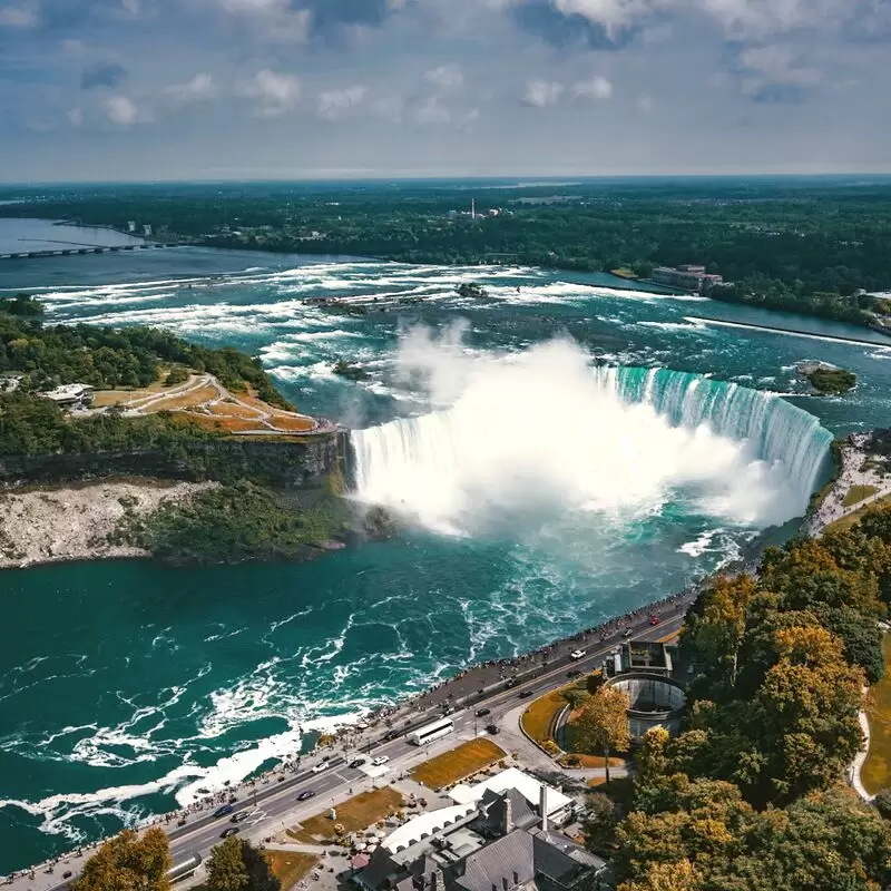 Horseshoe Falls Canada side)