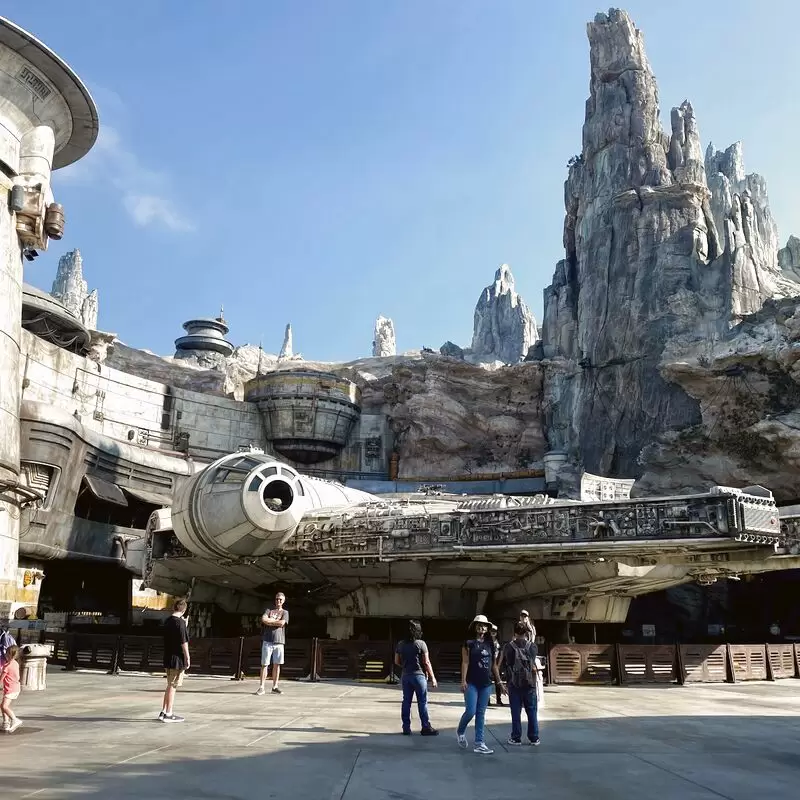 Star Wars Galaxy's Edge